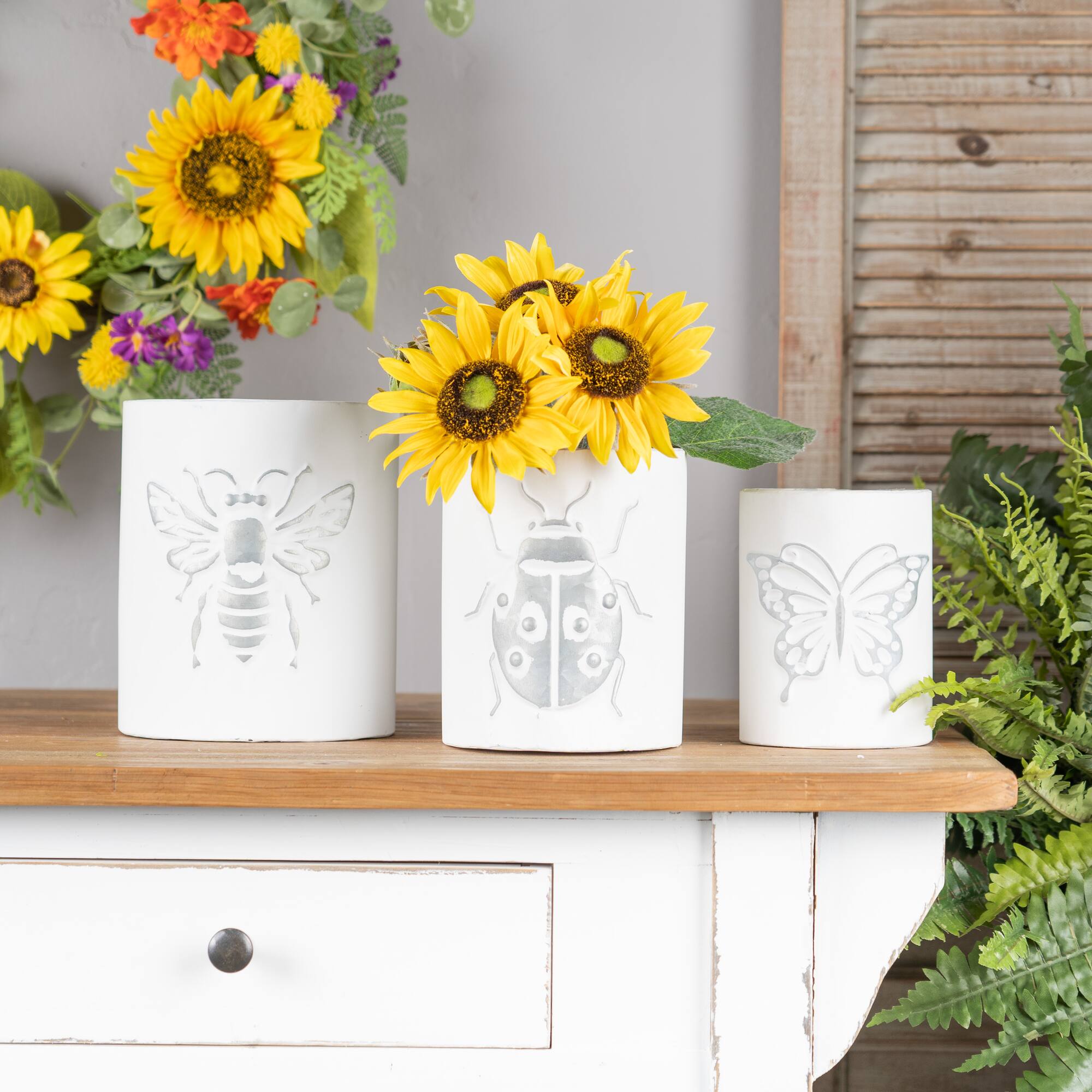Brushed Metal Insect Pot Set